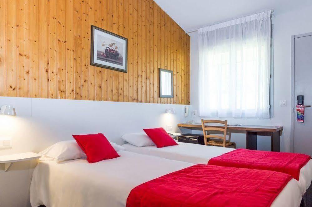 Fasthotel Thônes エクステリア 写真